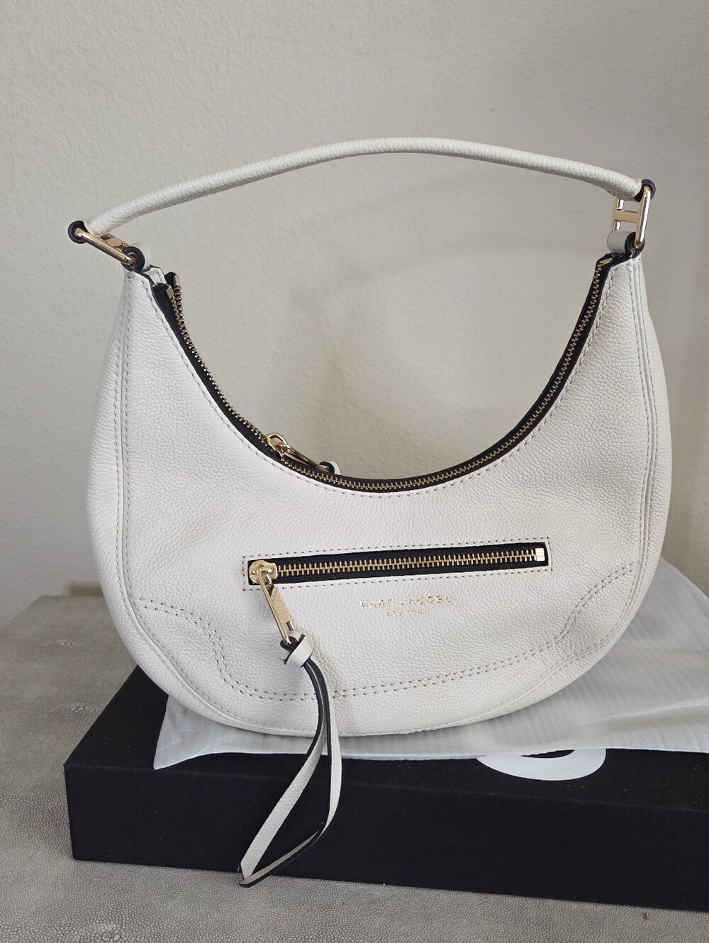 NWT Marc Jacobs Marshmallow Moon Shoulder Bag